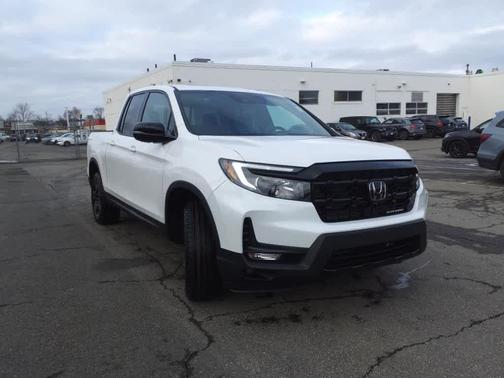 2025 Honda Ridgeline Black