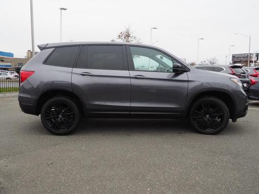 Photo 4 of 25 of 2021 Honda Passport Sport