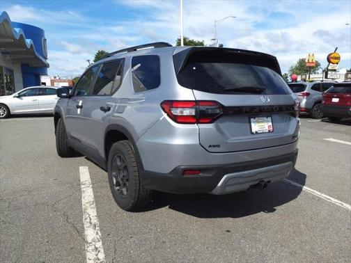 2025 Honda Pilot TrailSport