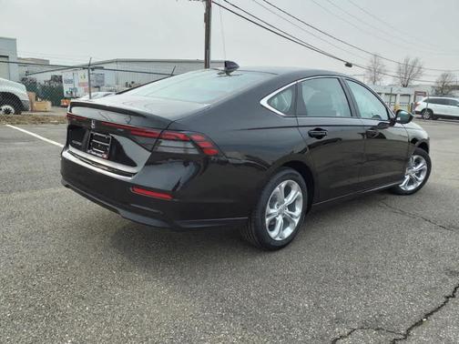 2025 Honda Accord LX 1.5T