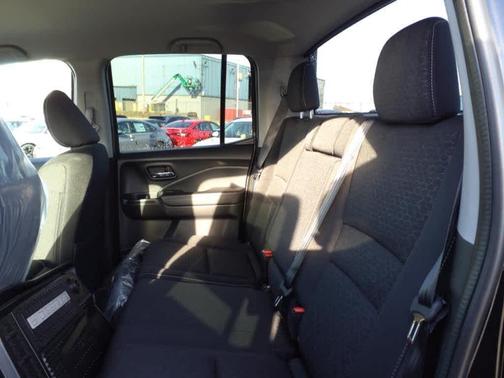 Crystal Black Pearl 2026 Honda Ridgeline Sport