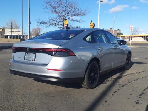 2025 Honda Accord Sport SE 1.5T