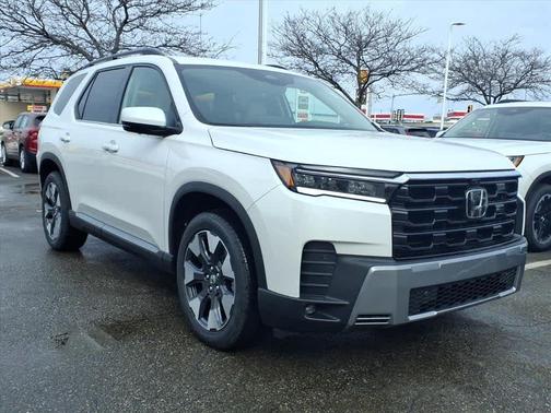 2026 Honda Pilot Touring 8-Passenger