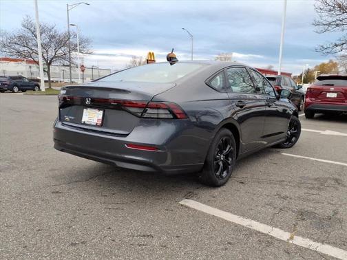 2025 Honda Accord Sport SE 1.5T