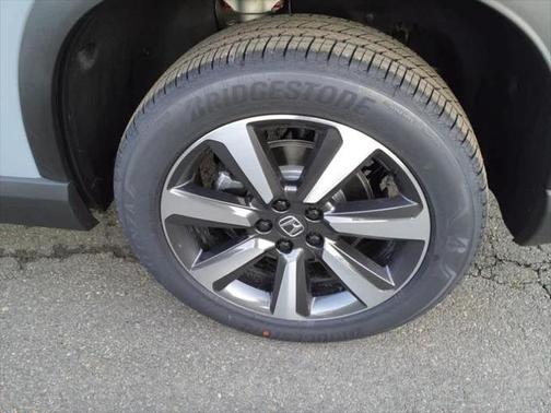 2025 Honda Pilot Touring 8-Passenger