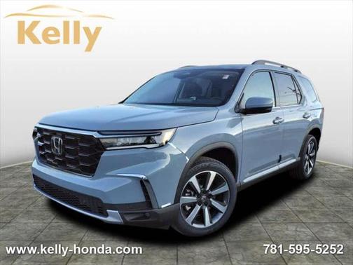 2025 Honda Pilot Touring 8-Passenger