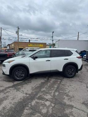 Glacier White 2021 Nissan Rogue S
