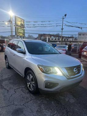 2017 Nissan Pathfinder SV