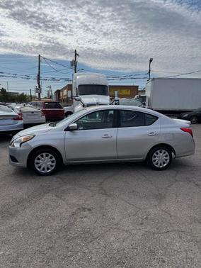 Brilliant Silver Metallic 2019 Nissan Versa 1.6 SV