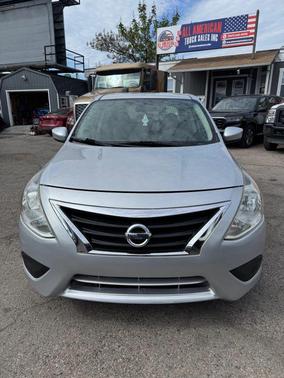 Brilliant Silver Metallic 2019 Nissan Versa 1.6 SV