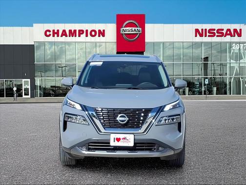 2022 Nissan Rogue SL