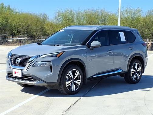 2022 Nissan Rogue SL