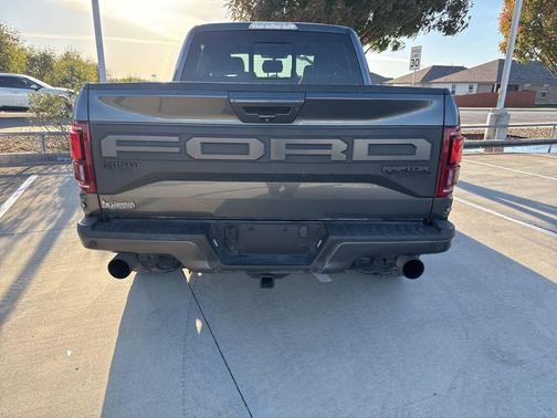 2020 Ford F-150 Raptor