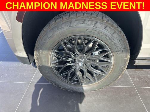 2024 GMC Yukon XL Denali Ultimate