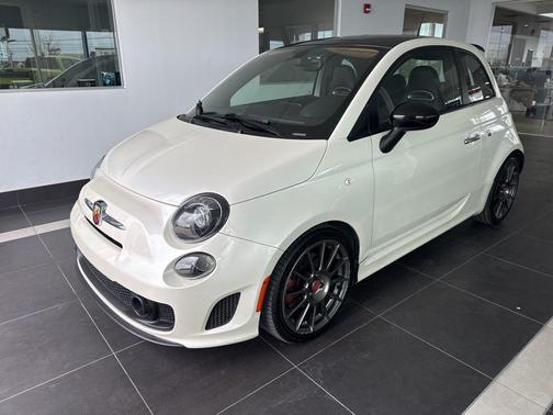 2016 FIAT 500 Abarth