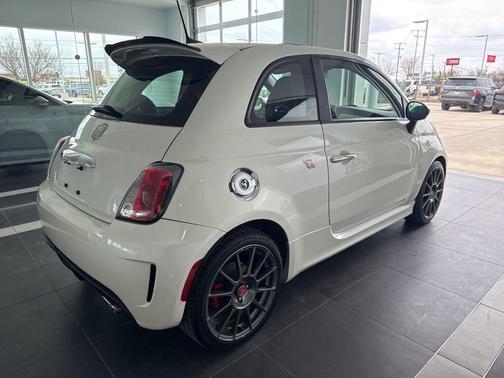 2016 FIAT 500 Abarth
