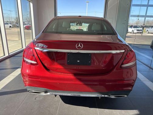 2019 Mercedes-Benz E-Class E 300