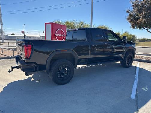 2023 GMC Sierra 2500 AT4