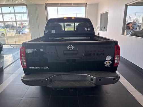 2020 Nissan Frontier SV