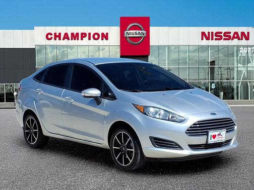 2016 Ford Fiesta SE