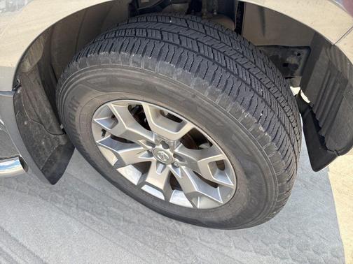 2020 Nissan Frontier SV