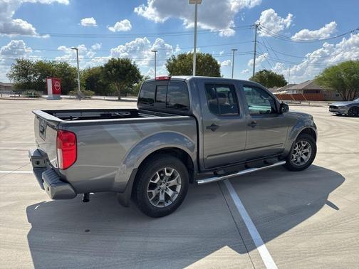 2020 Nissan Frontier SV