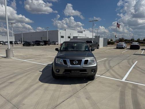 2020 Nissan Frontier SV