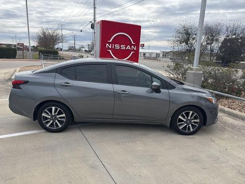 2020 Nissan Versa 1.6 SV