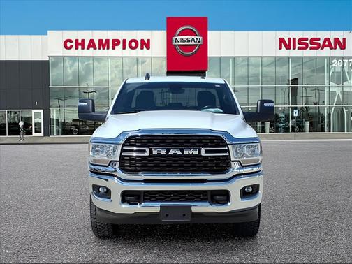 2023 RAM 2500 Big Horn Crew Cab 4x4 8' Box