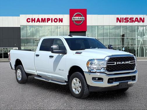 2023 RAM 2500 Big Horn Crew Cab 4x4 8' Box