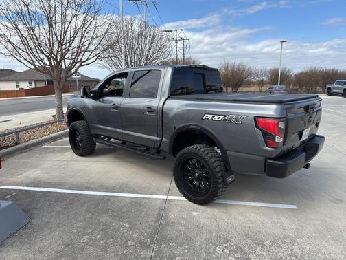 2021 Nissan Titan PRO-4X