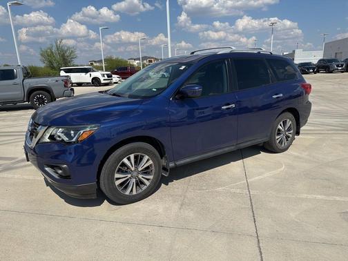 2020 Nissan Pathfinder S 2WD