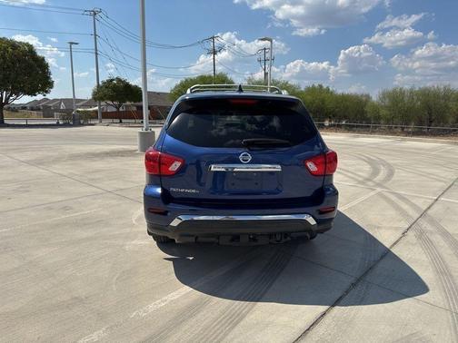 2020 Nissan Pathfinder S 2WD