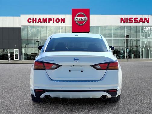 2022 Nissan Altima 2.5 SL