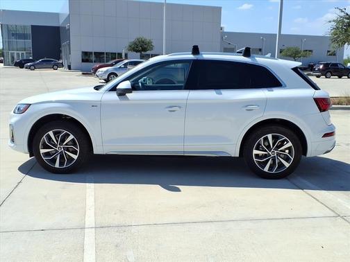 2023 Audi Q5 45 S line Premium Plus
