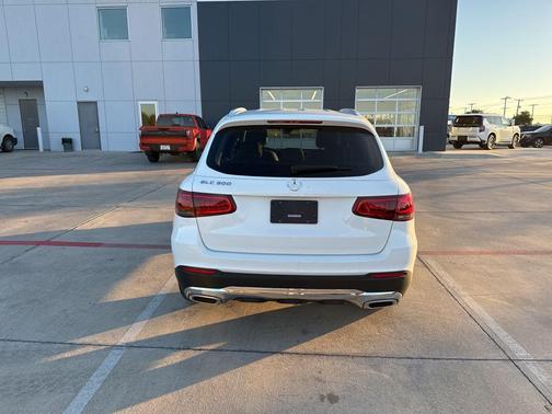 2022 Mercedes-Benz GLC 300 Base