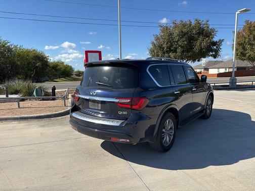 2018 INFINITI QX80 Base
