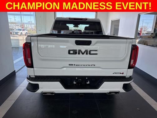 2025 GMC Sierra 1500 AT4