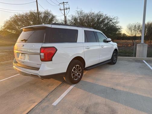 2024 Ford Expedition Max XLT