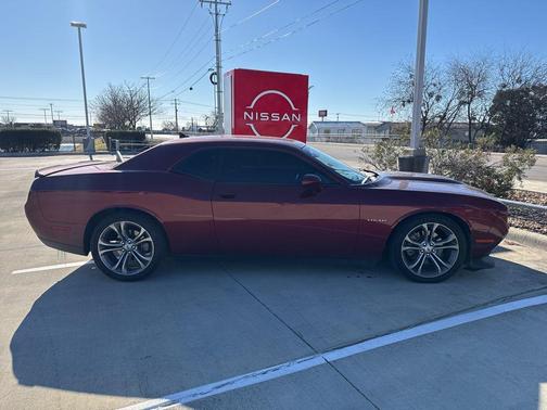 2022 Dodge Challenger R/T