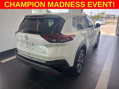 2021 Nissan Rogue SV