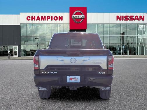 2024 Nissan Titan Platinum Reserve