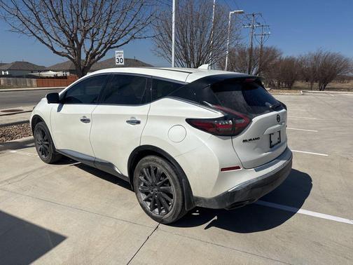 2023 Nissan Murano SL FWD