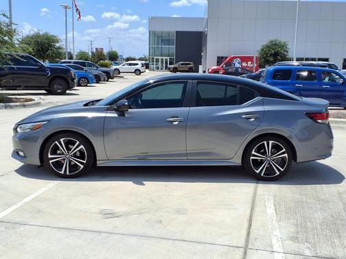2021 Nissan Sentra SR