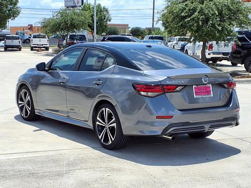 2021 Nissan Sentra SR