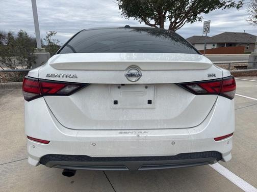 2022 Nissan Sentra SR