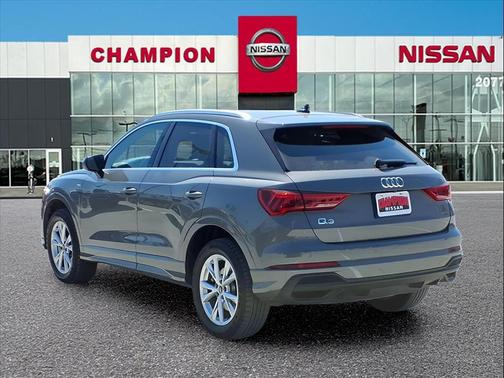 2024 Audi Q3 Premium 45 TFSI S line quattro Tiptronic