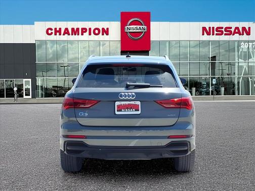 2024 Audi Q3 Premium 45 TFSI S line quattro Tiptronic