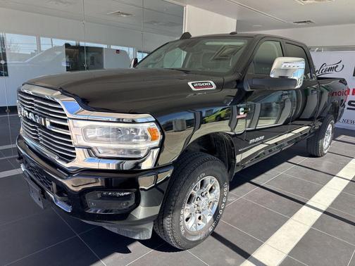 2024 RAM 2500 Laramie Crew Cab 4x4 6'4' Box