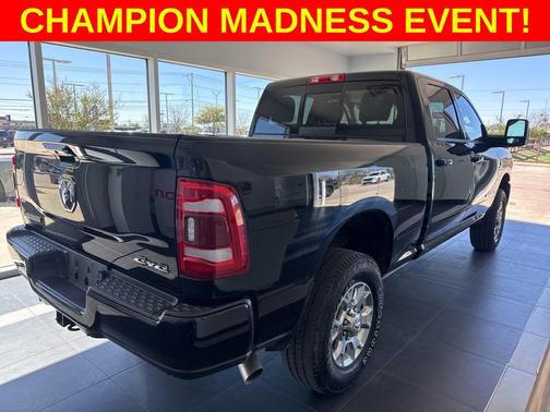 2024 RAM 2500 Laramie Crew Cab 4x4 6'4' Box